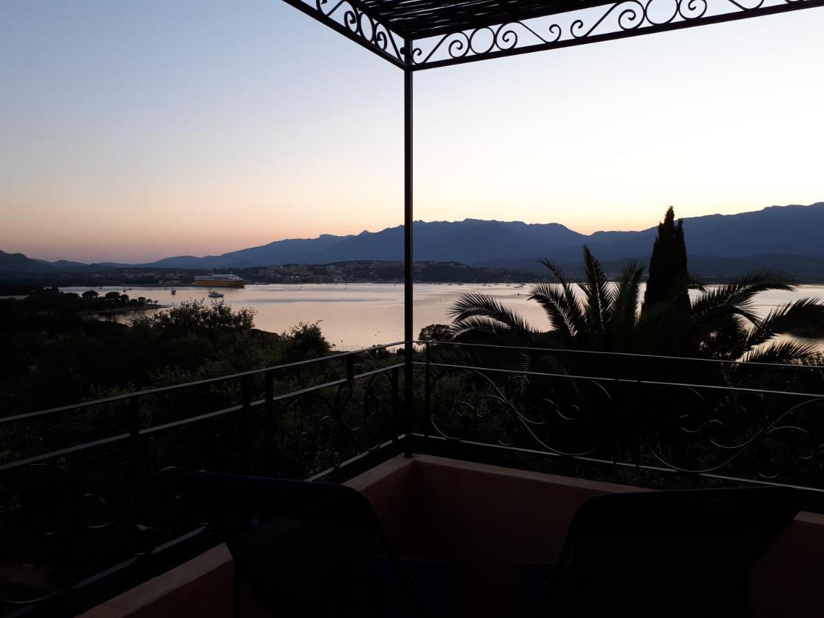 Chambre Double avec Balcon - Vue sur Mer